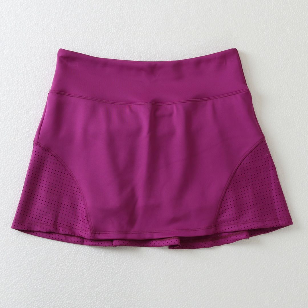 テニスウェア予約受付中のウェア選び方ページです