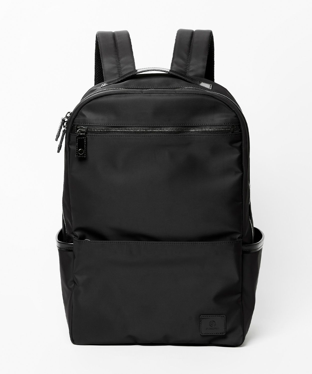 デイパック(ナイロンツイル) 全2色 | ブライドルレザーの名門