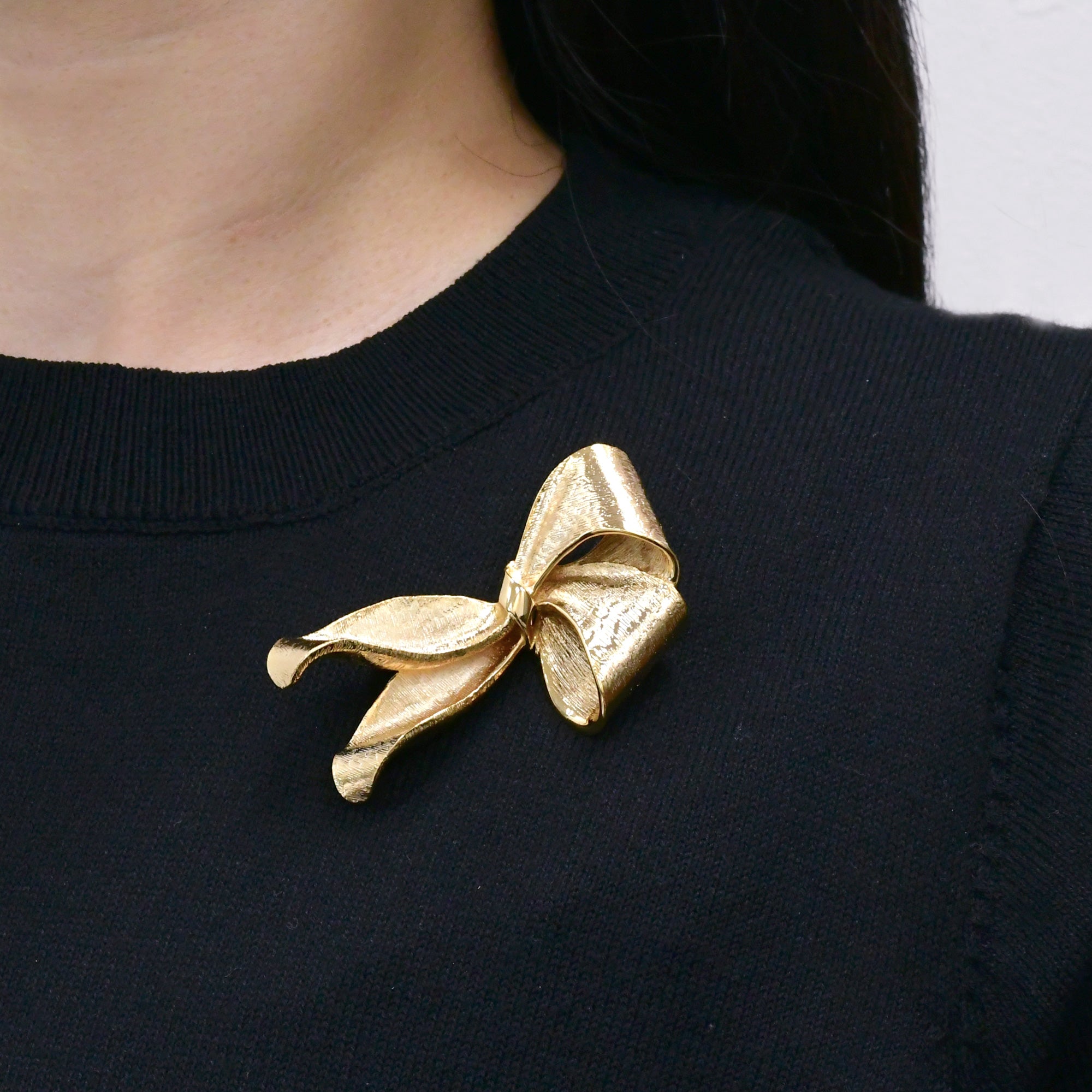 リボン ブローチ