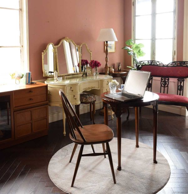 Nathan（ネイサン）社のめずらしいキャビネット、北欧スタイルの