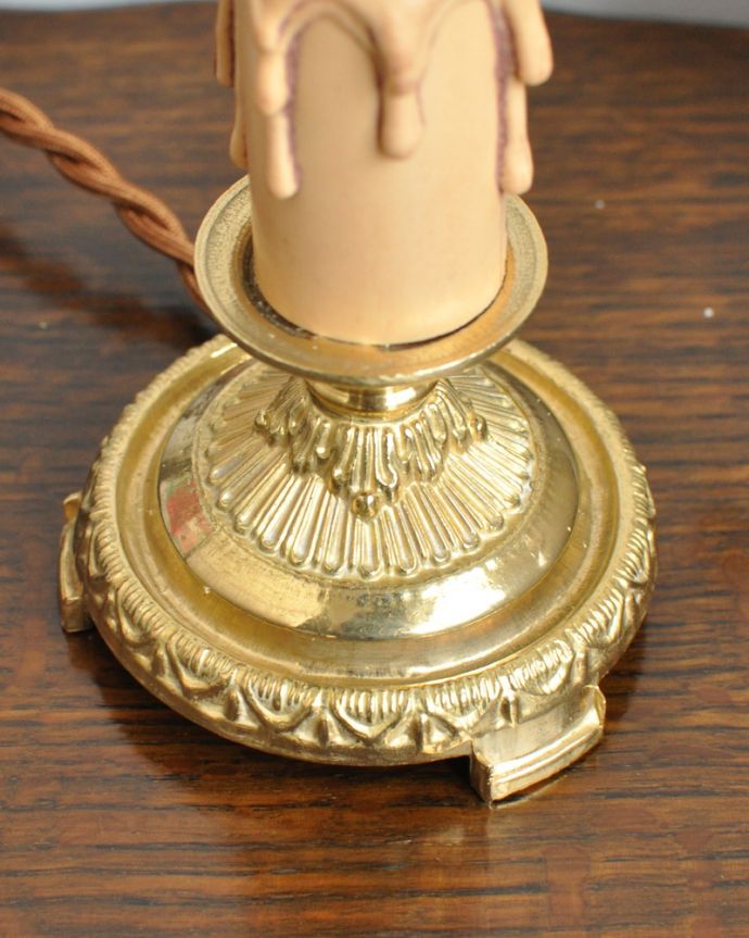 Handleオリジナルのステンドグラス用スタンドライト（ゴールド色・S