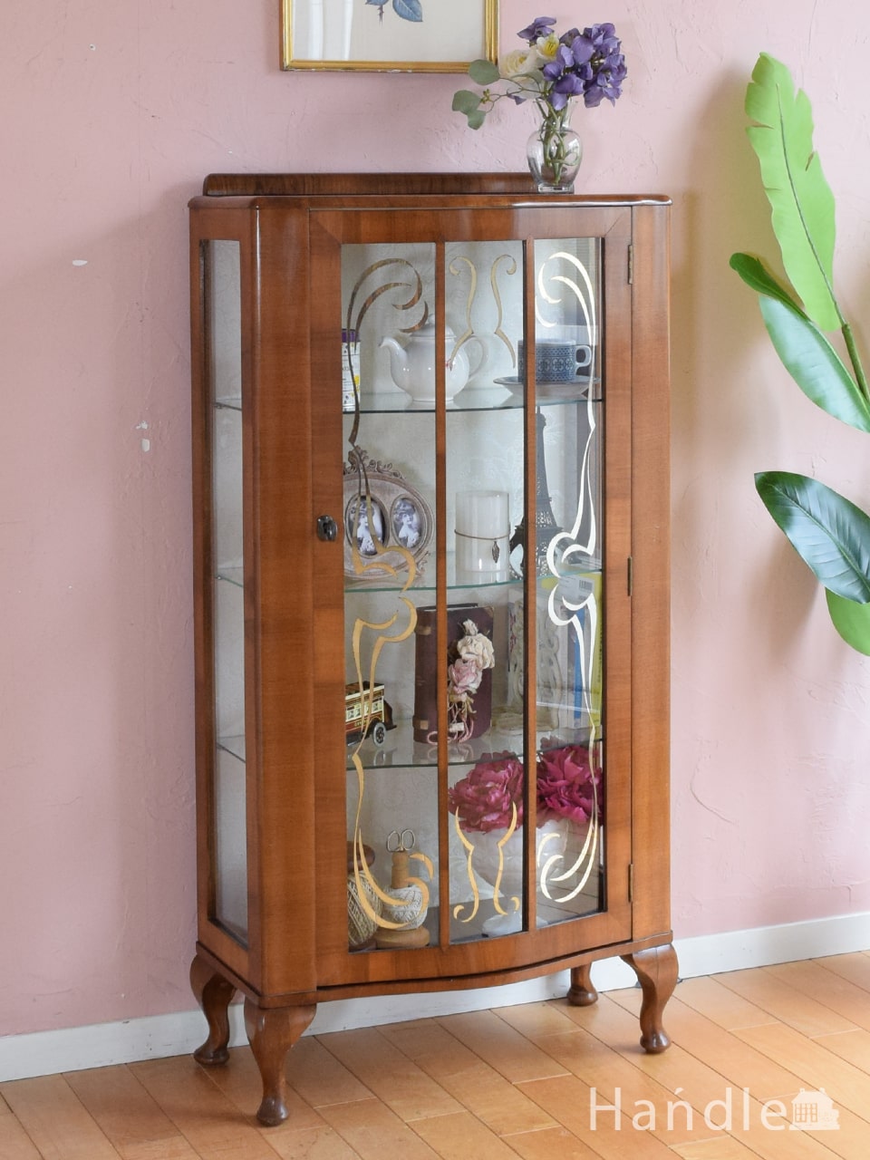 アンティークのガラスキャビネット、イギリスから届いたおしゃれな