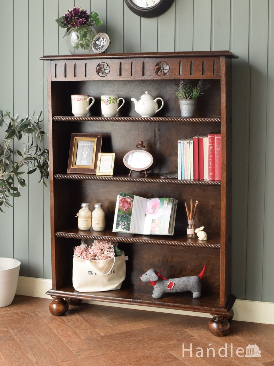 アンティークのオープンシェルフ、イギリスで見つけたオーク材のブック