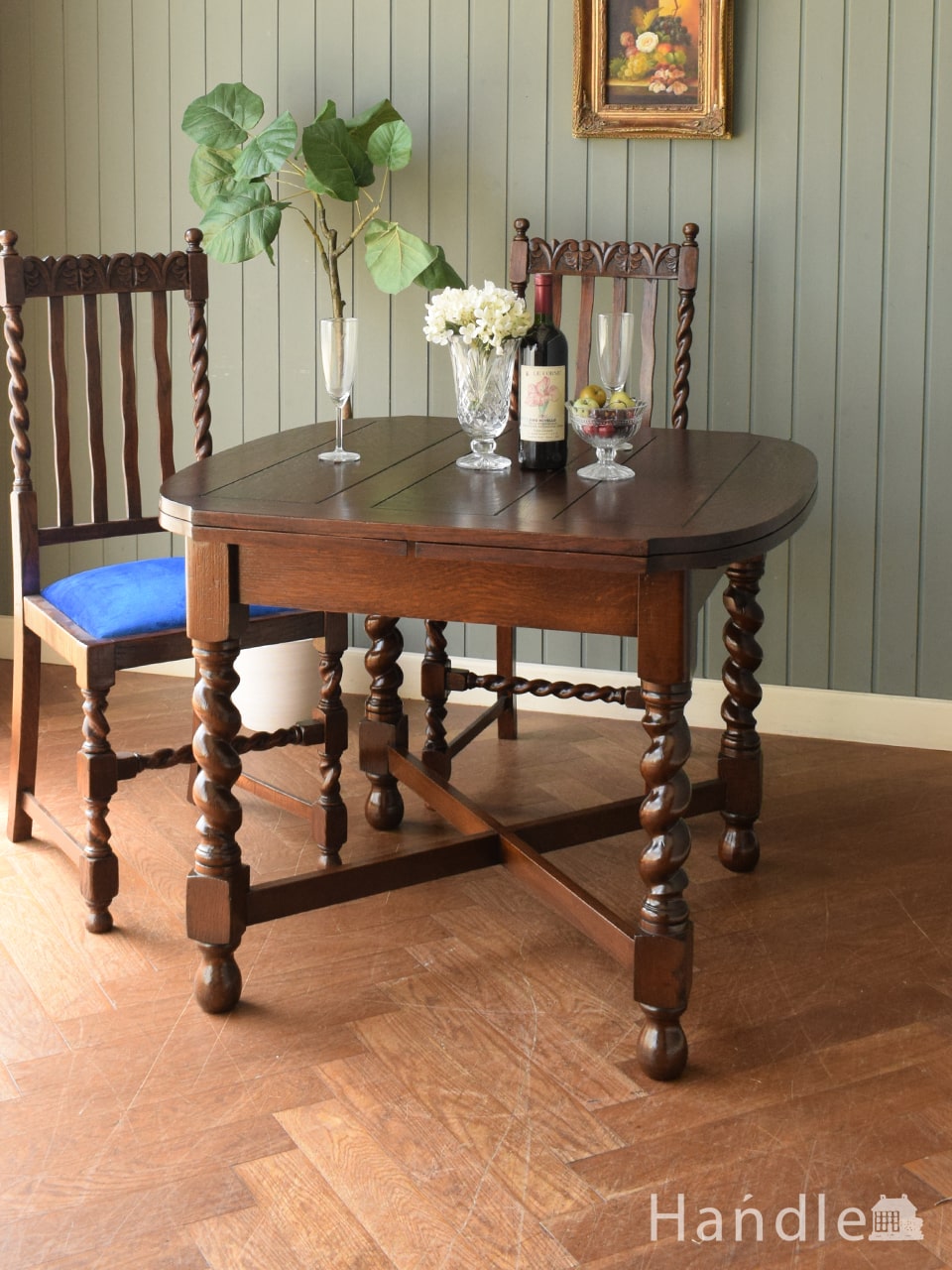 英国輸入のアンティークテーブル、伸長式のドローリーフテーブル