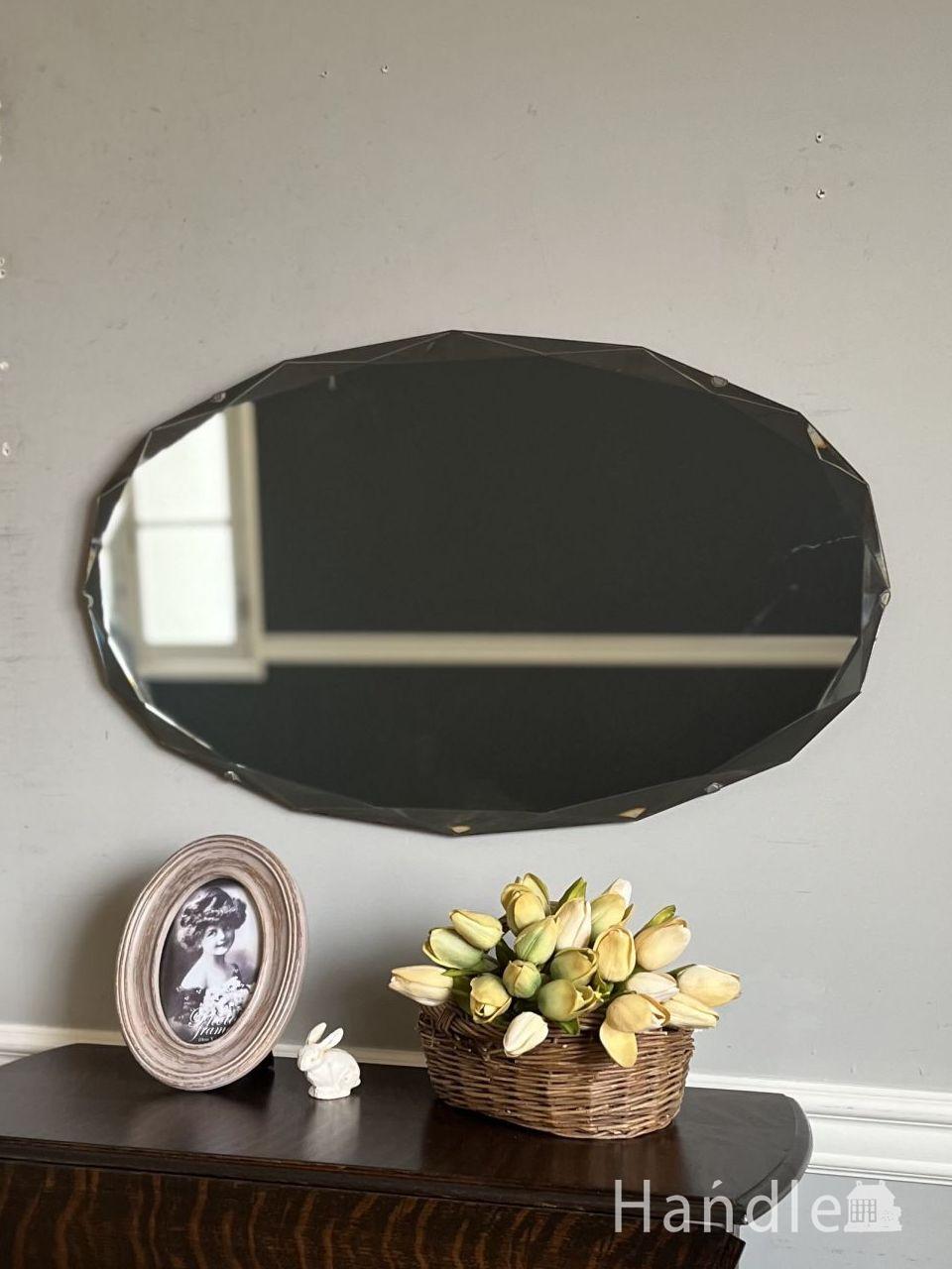 オーバル型のおしゃれな壁付け鏡、英国アンティークのウォールミラー(k