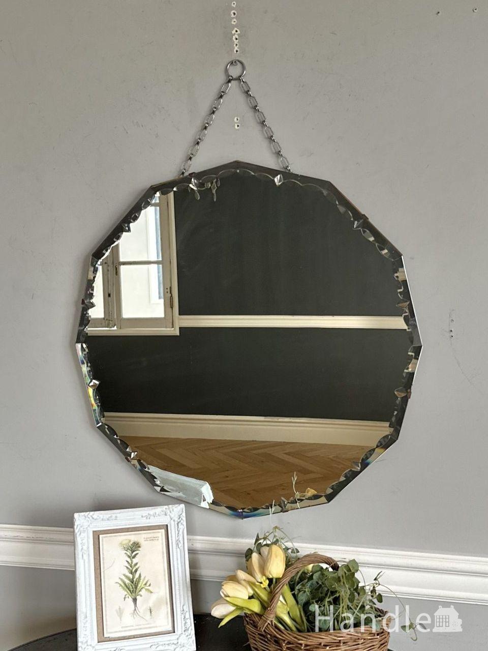 ビンテージのおしゃれなウォールミラー、北欧スタイルにピッタリな