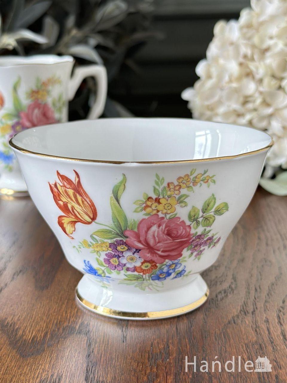 ロイヤルスタッフォードのアンティークボウル、豪華なお花の模様が