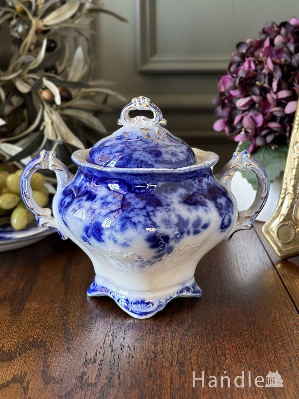 イギリスから届いたフローブルーの器、アンティークの華やかなシュガー