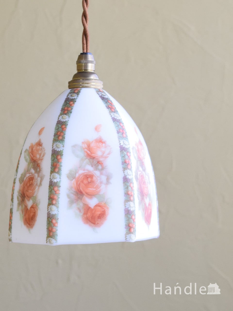 バラ柄のペンダントライト、アンティークガラスのシェード（コード