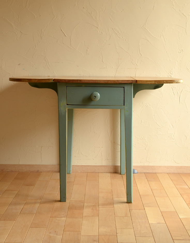 パイン材のアンティーク家具、ブルーペイントのバタフライテーブル(k