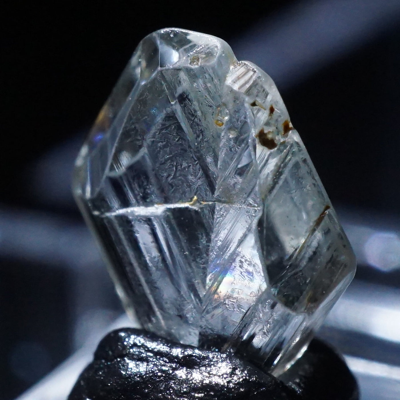 蛍光》スリランカ産 クリソベリル(カラーレス) – 天然石ハッピーギフト