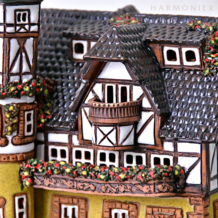 リトアニア製キャンドルハウス/木骨造りの家 イエロー Lサイズ