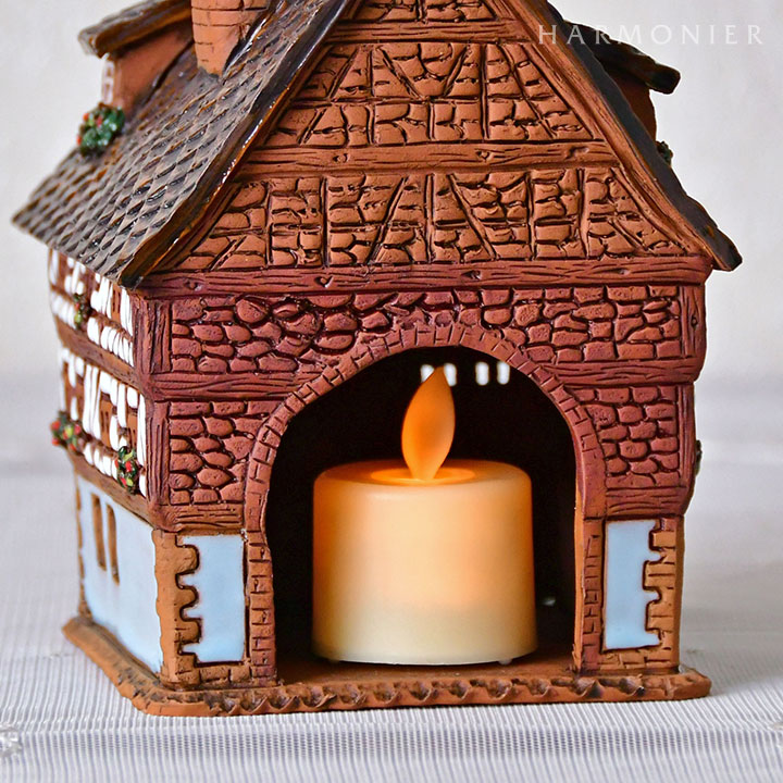 リトアニア製キャンドルハウス/木骨造り 三角屋根の家｜クリスマス雑貨