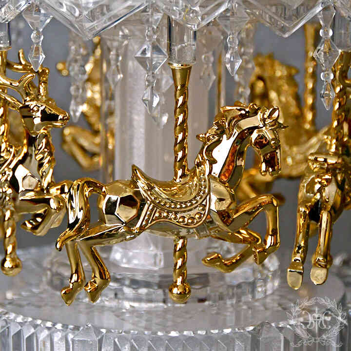 アクリルLEDカルーセルオルゴール/クリア＆ゴールド｜クリスマス雑貨の