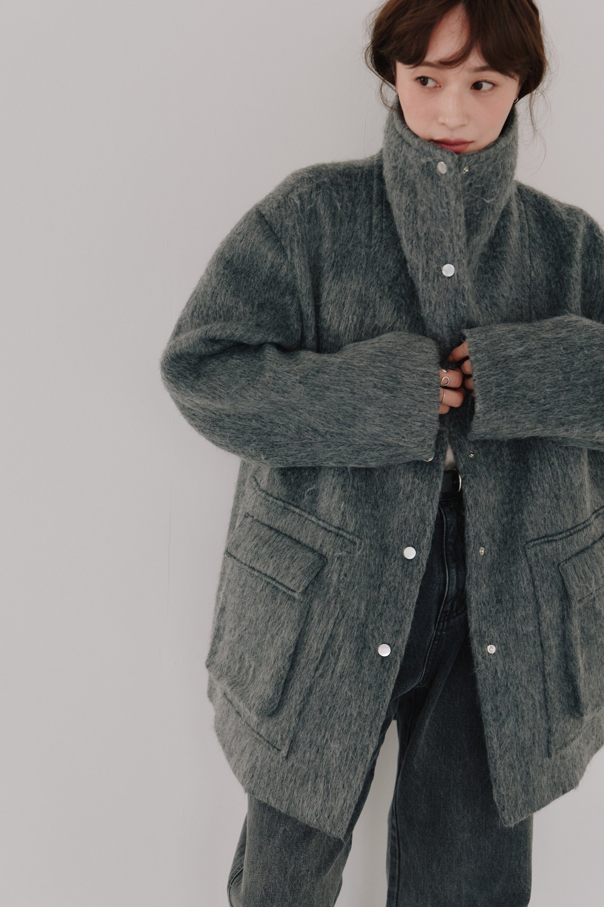 wool shaggy coat - Hella (ヘラ）公式通販サイト