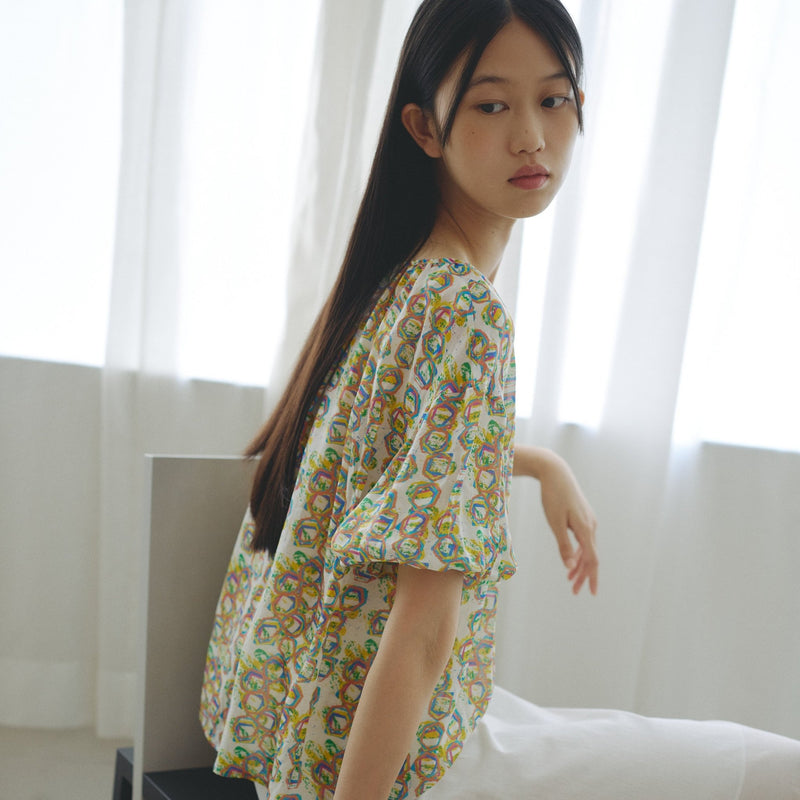 シフォンブラウス「タイトル不明」 – HERALBONY