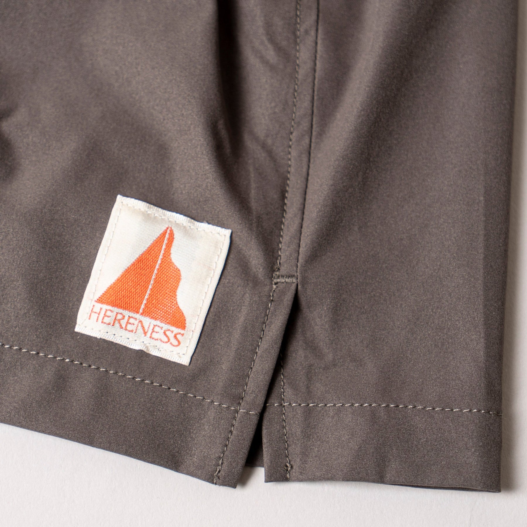 SUGARCANE SHORTS SIX INCH(MEN) – HERENESS.jp