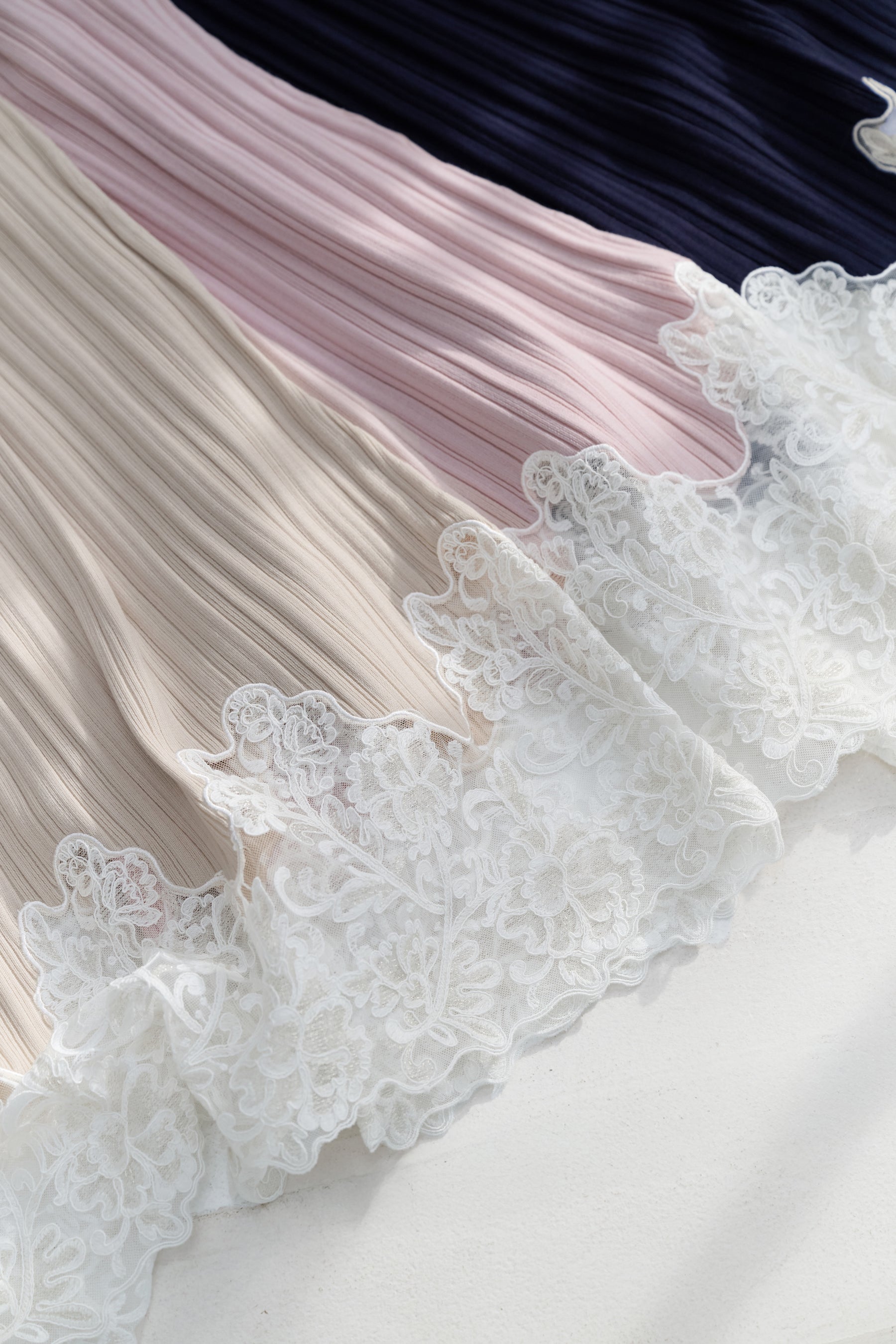 Lilou Lace Hem Knit Dress