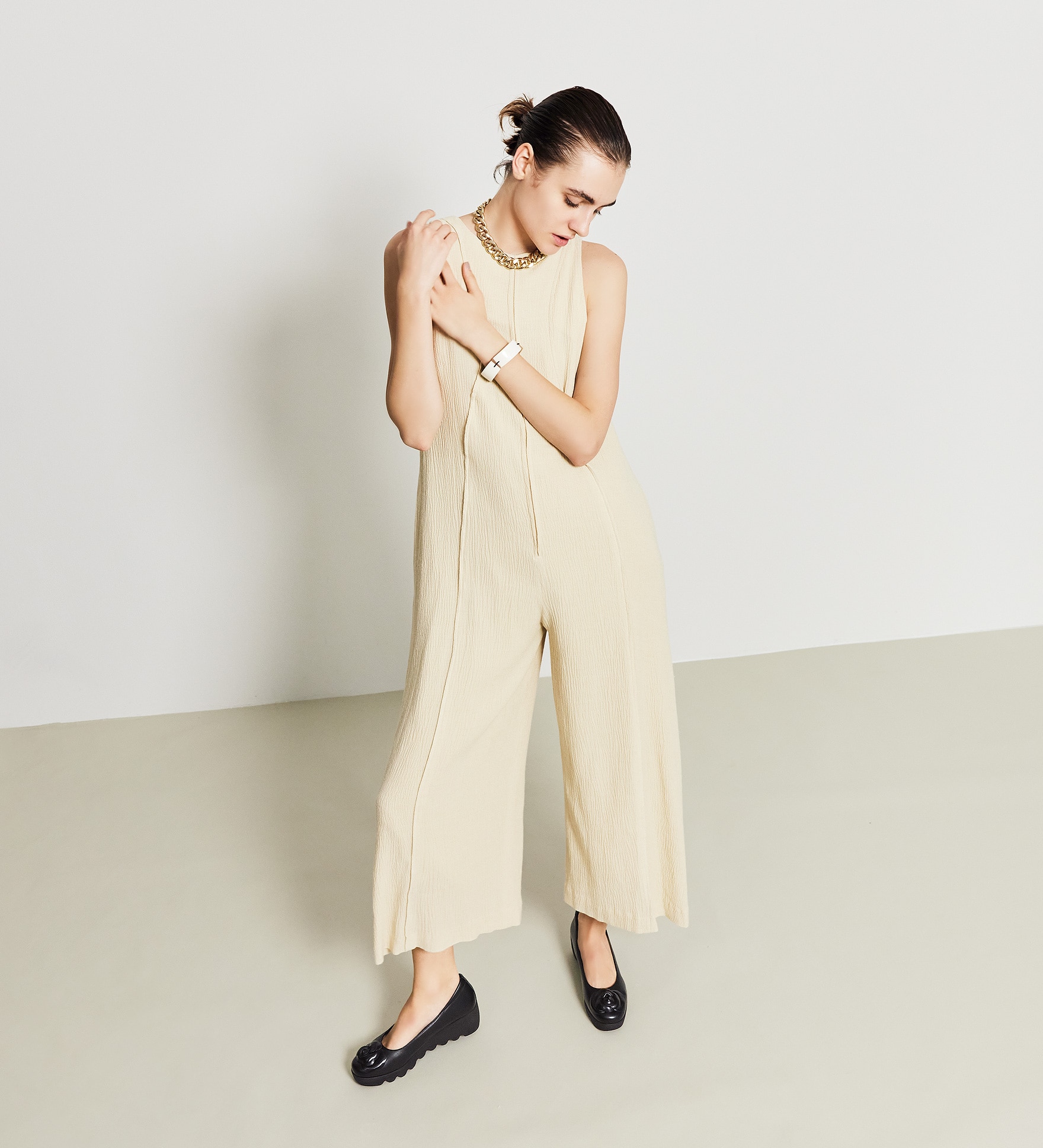 ヒルズアヴェニュー オンラインストア カメリア(24.5 ブラックスムース