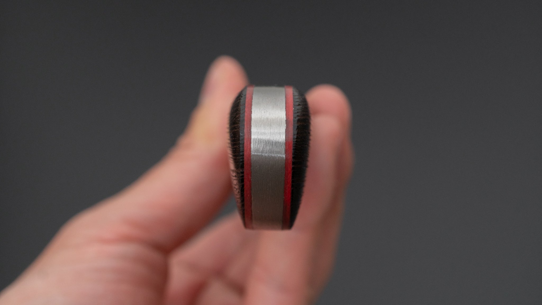 かじや次郎 鎚目 洋式 牛刀 240mm 鉄刀木柄 (#594) – HITOHIRA