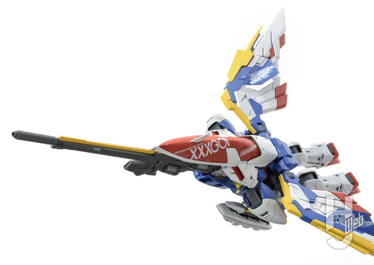 傑作キット「MGウイングガンダムゼロ EW Ver.Ka」をベースに仮想“MG