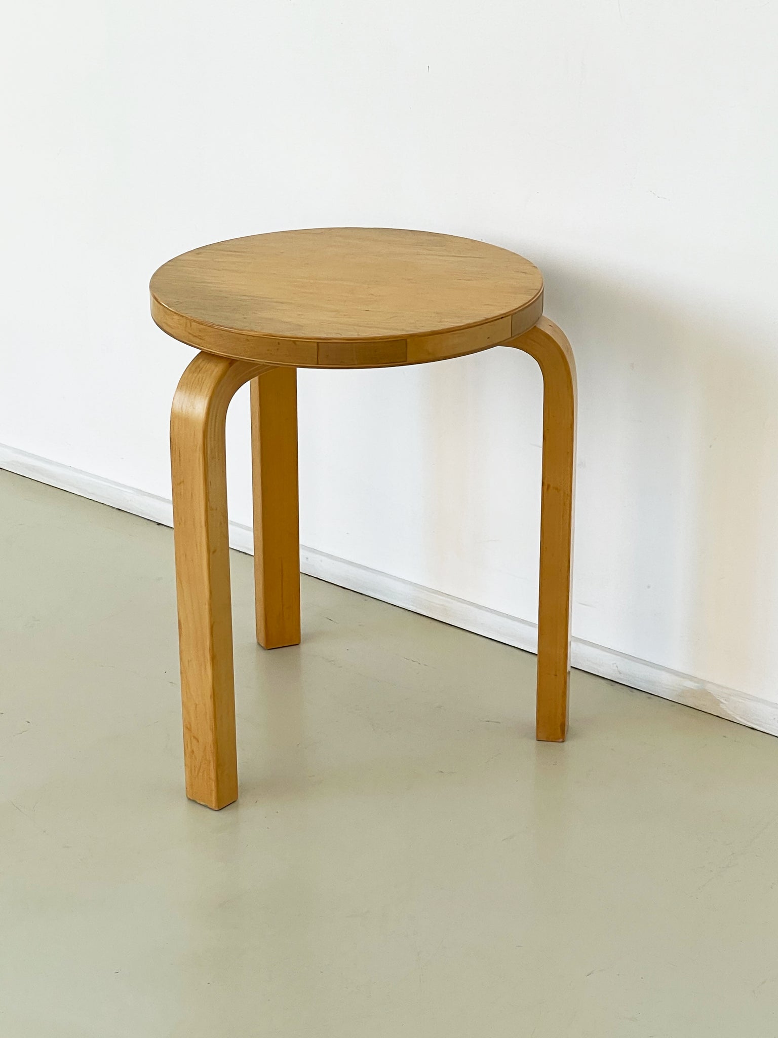 Vintage Alvar Aalto Stool 60 – Home Union NYC