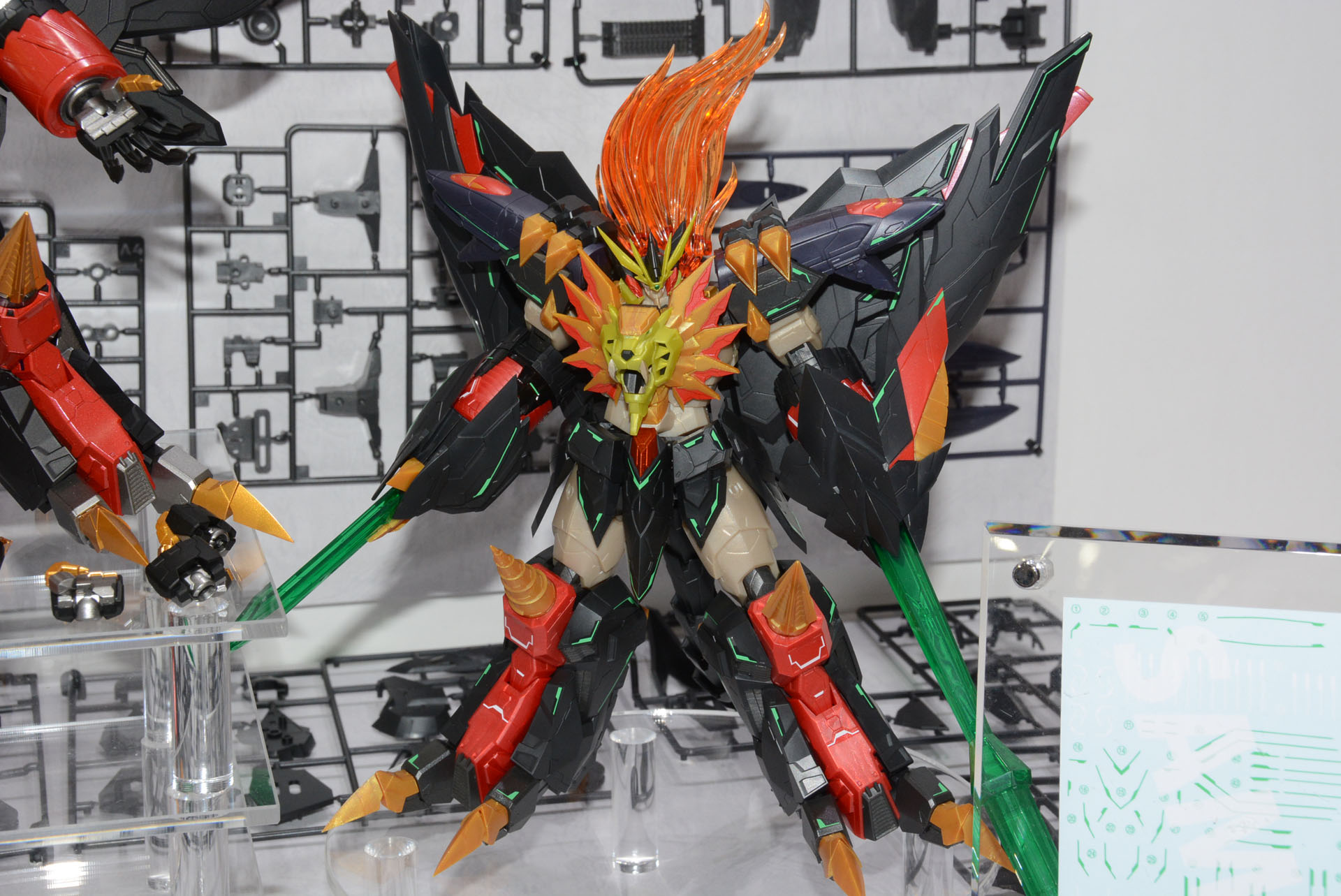 ホビージャパン「AMAKUNITECH ジェネシックガオガイガー」、緑のライン