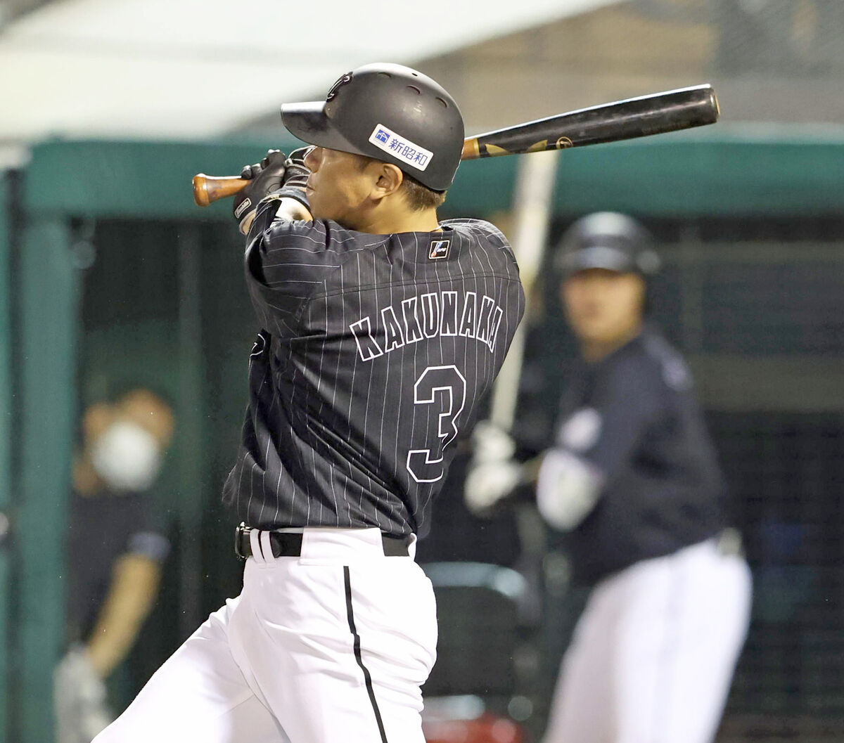 ロッテ】角中勝也が今季初の猛打賞 スタメン起用にバットで応える｜パ