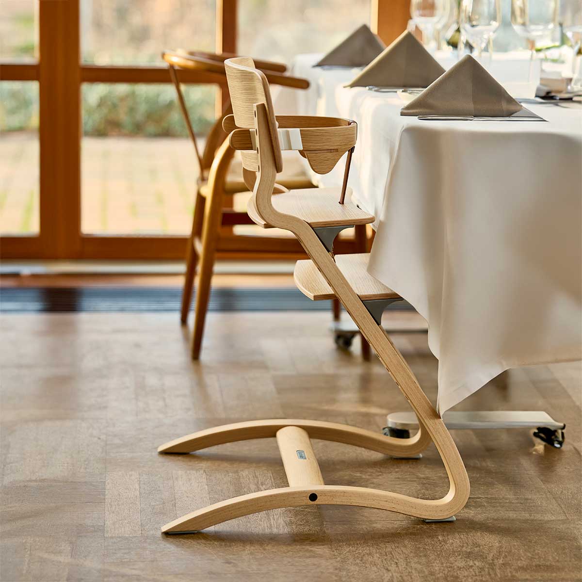 日本販売総代理店-Leander リエンダー ハイチェア ルーイー ( オーク
