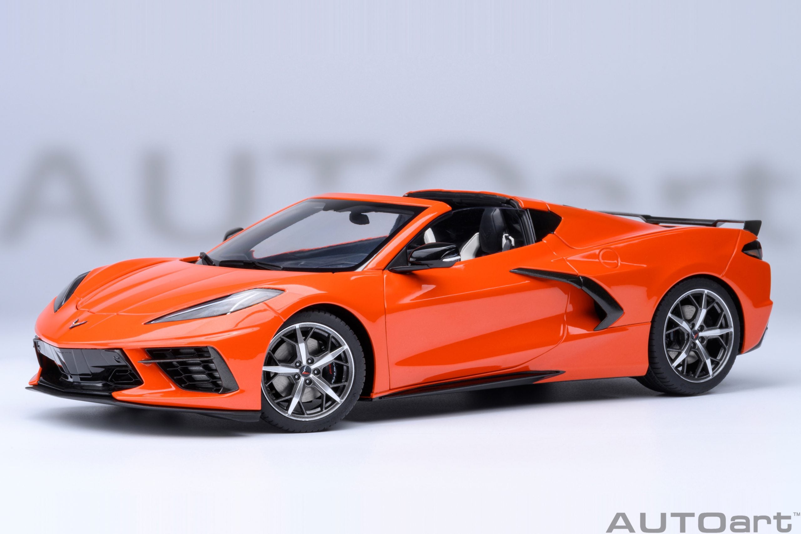 AUTOart 1:18 Chevrolet Corvette C8 Stingray Z51 (SEBRING ORANGE