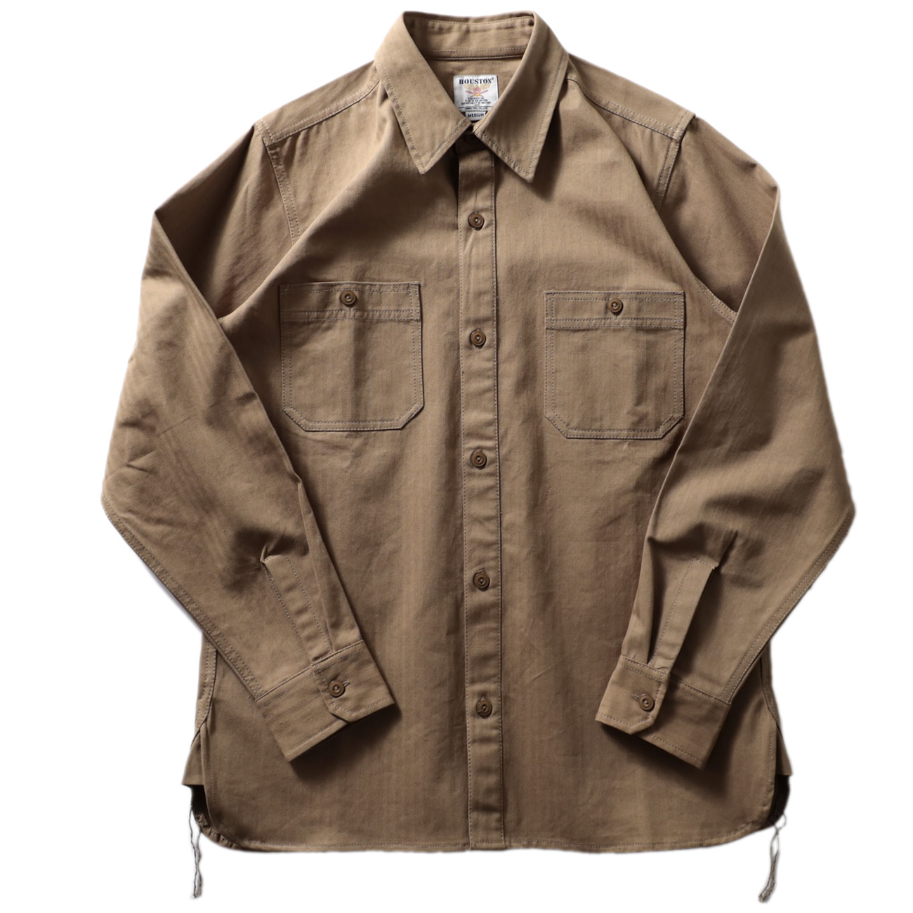 雰囲気の良いミリタリーライクな『ヘリンボーンツイル ワークシャツ