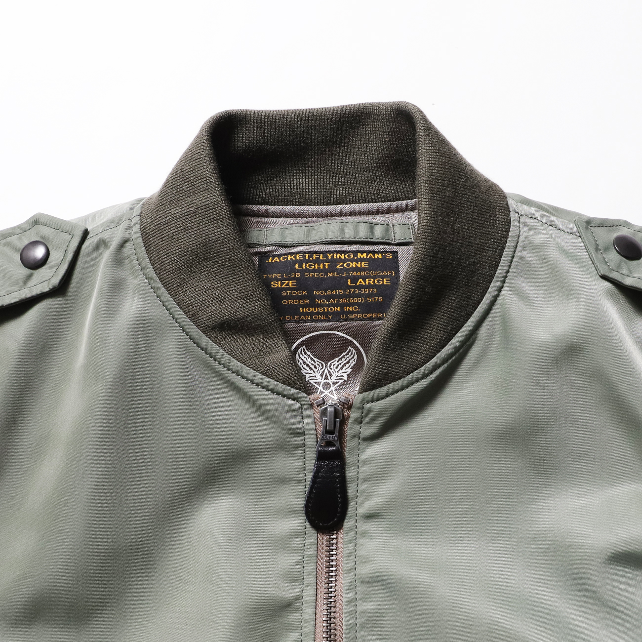 美しいセージグリーンを纏ったライトゾーン用の名作『L-2Bフライト