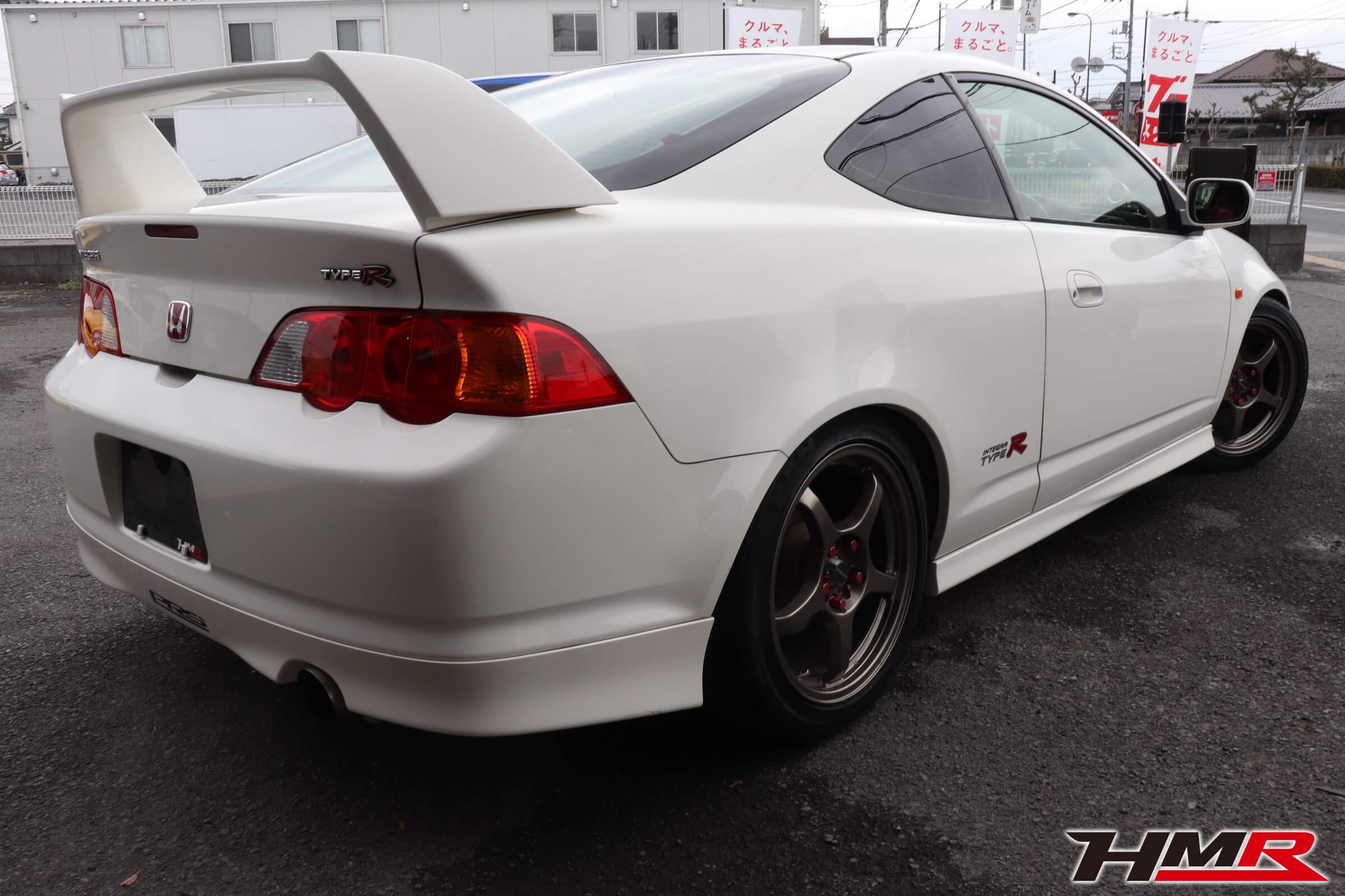 エンドレス車高調装着のインテグラタイプR(DC5)