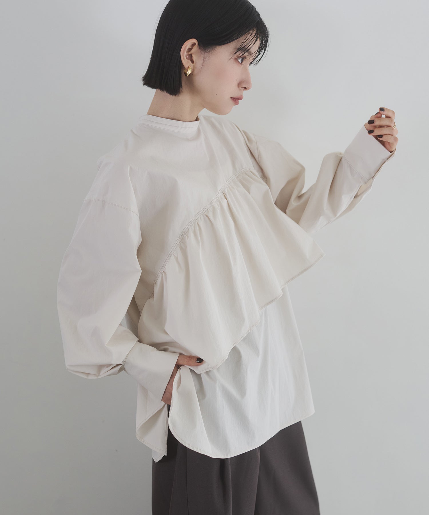 ポリエステルブロード 前後2WAYフリルシャツ