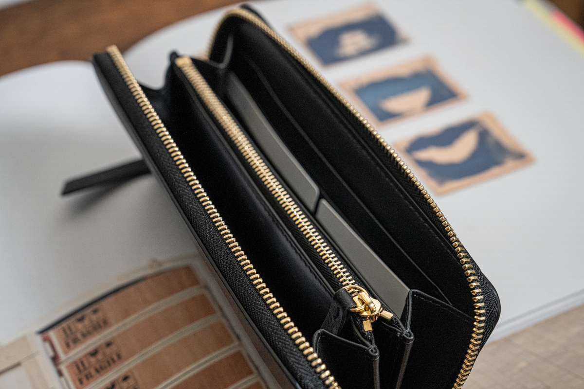 メゾンマルジェラのロングウォレット 2022年秋冬モデル | HUES 福岡