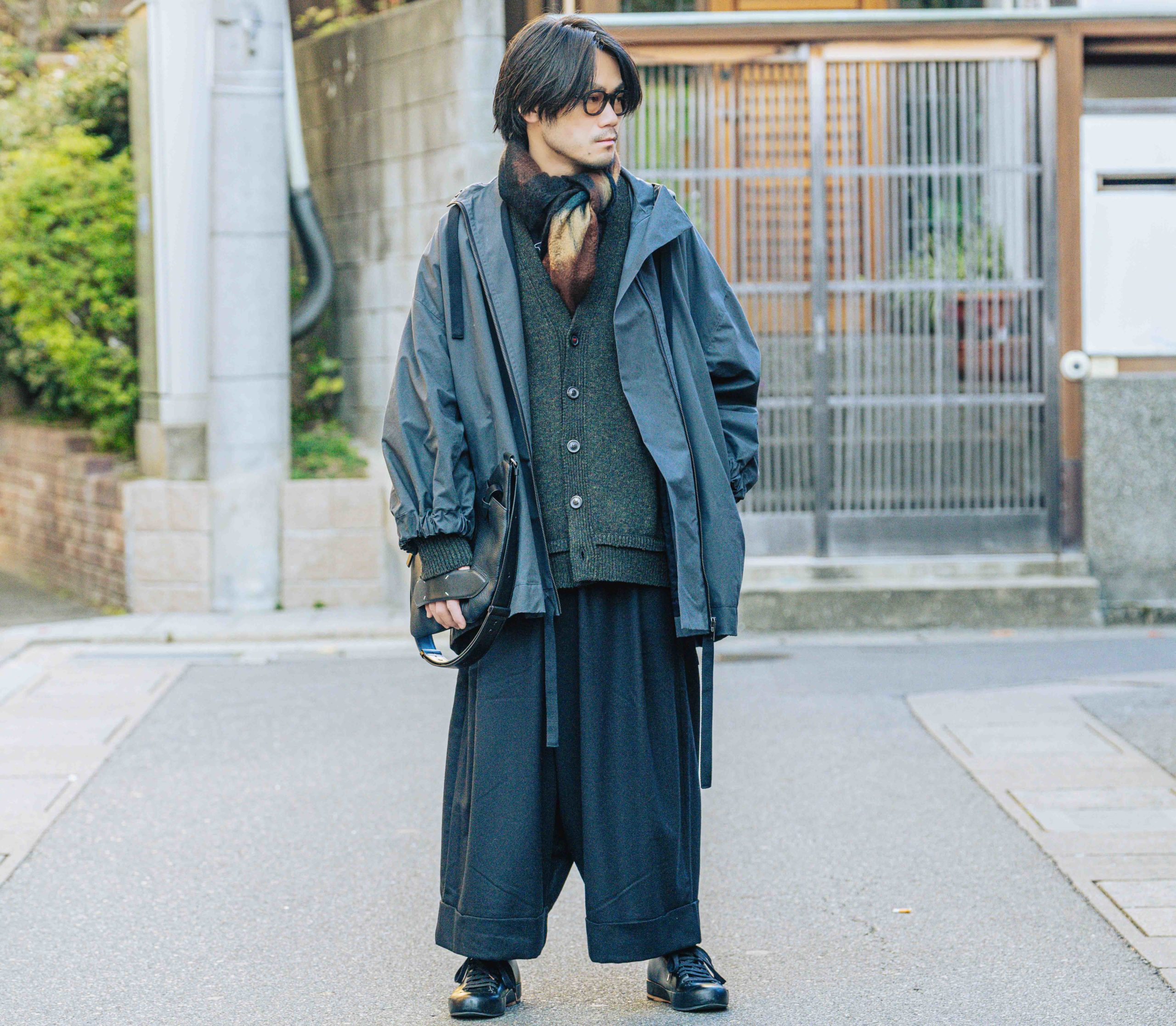 メゾンマルジェラのエルボーパッチカーディガン | HUES 福岡セレクト