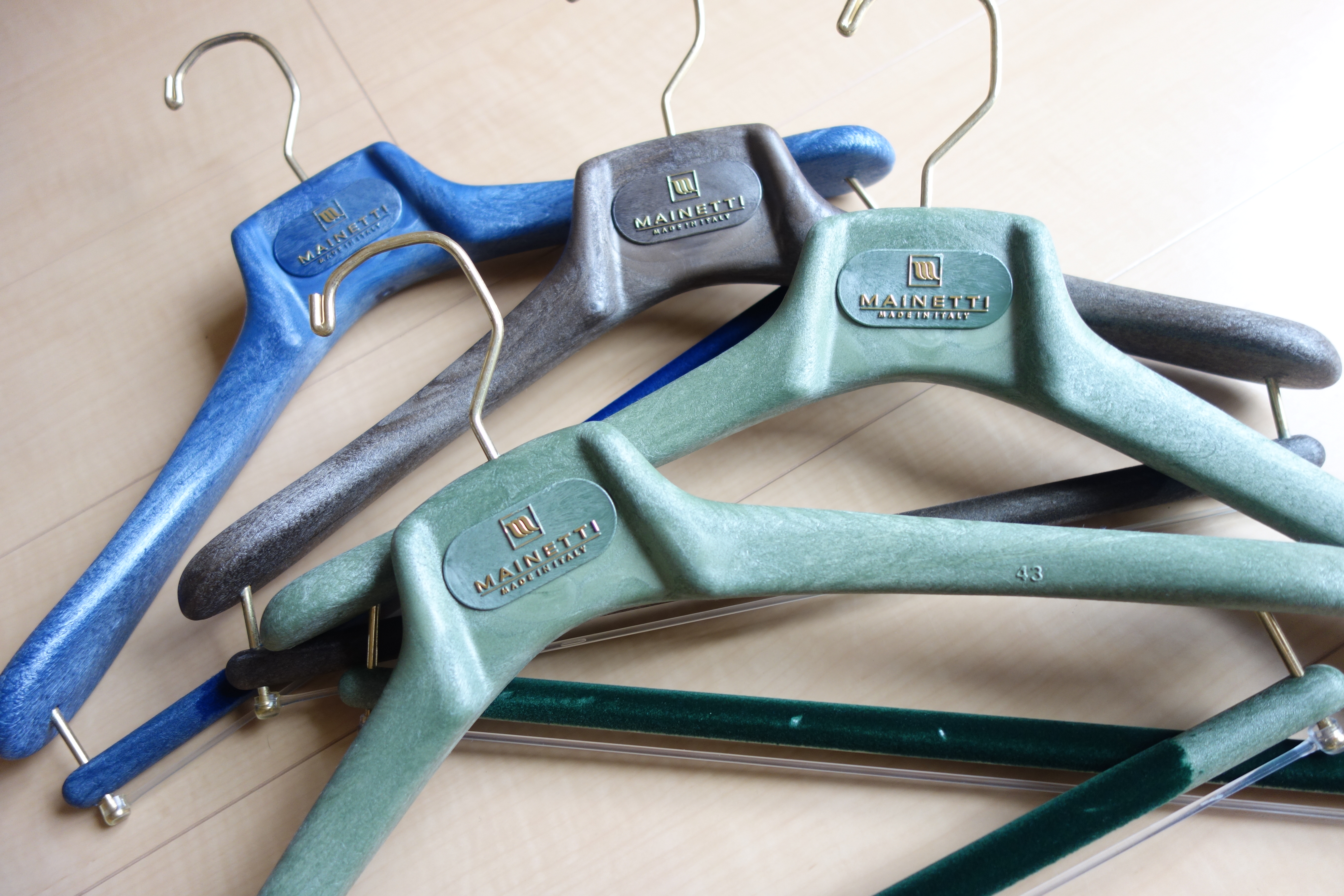 高級ハンガーセット マイネッティ（ブルー ブラウン） ナカタハンガー