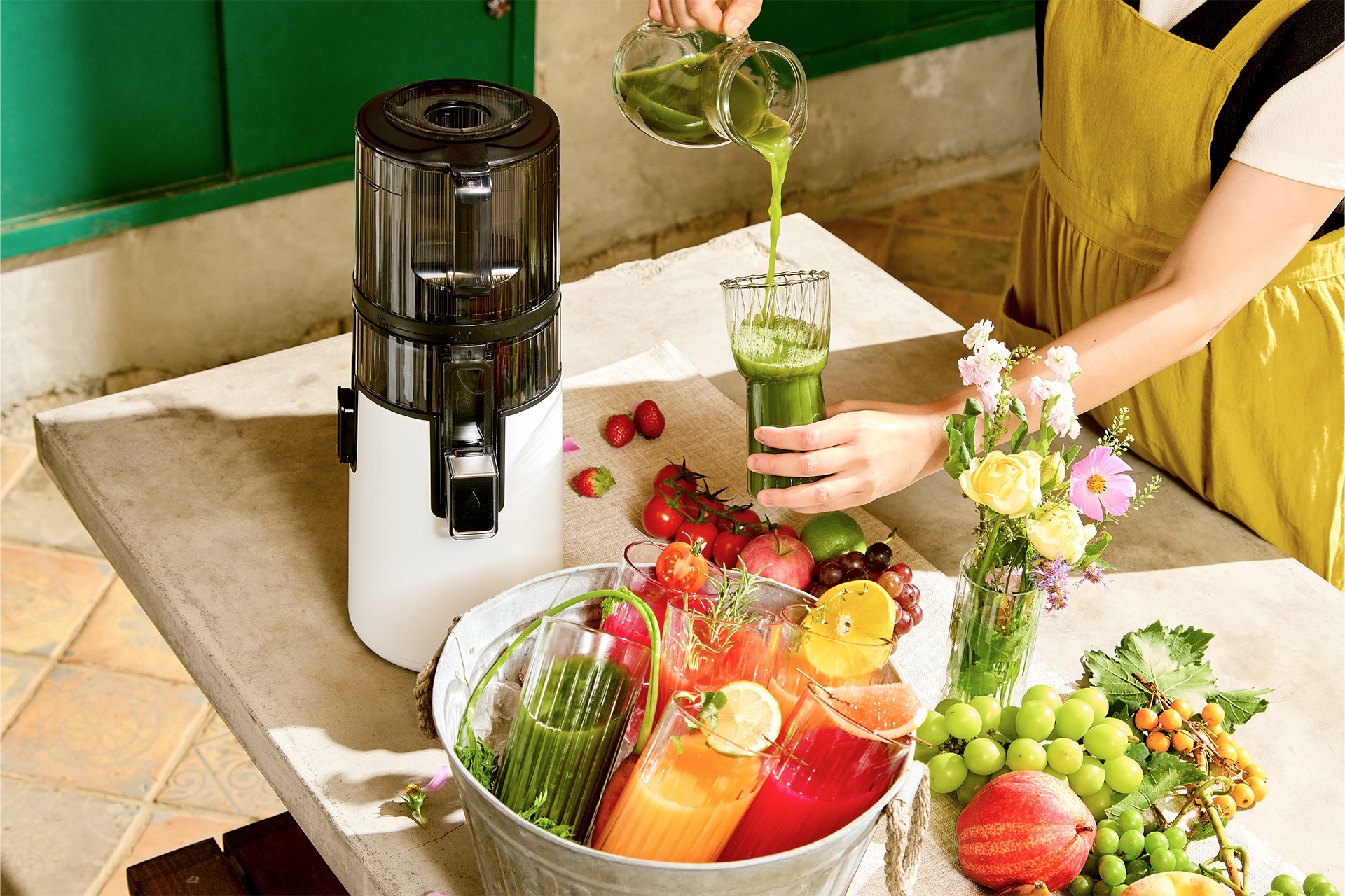 新製品】 コールドプレスジューサーのパイオニア「ヒューロム」から