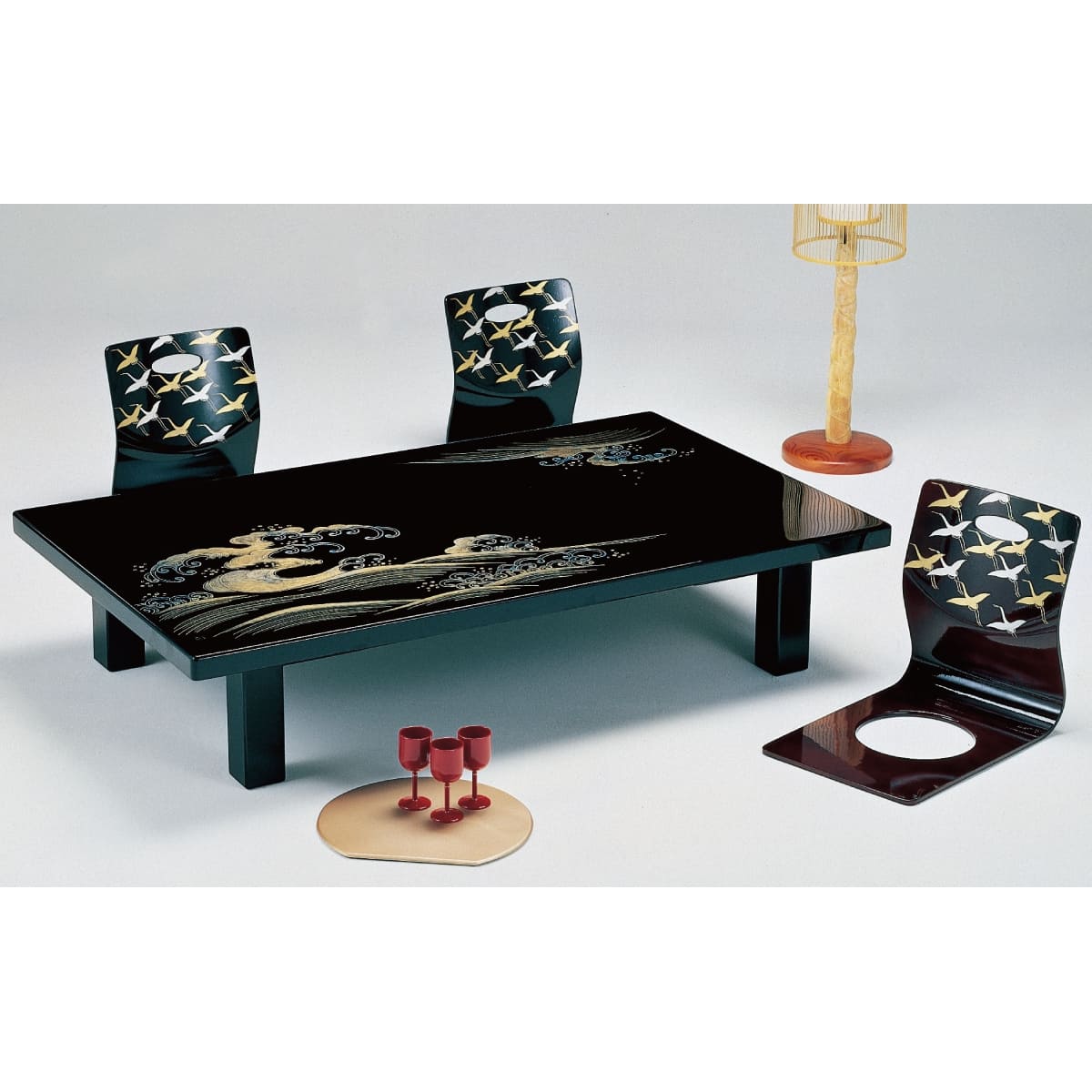 四海波 うるし沈金（御所角脚型）｜演漆の座卓