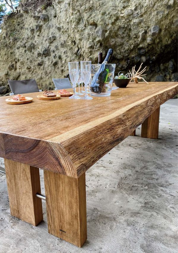 ジャティ・ライブエッジヴィンテージチークテーブル｜ニチエスの屋外