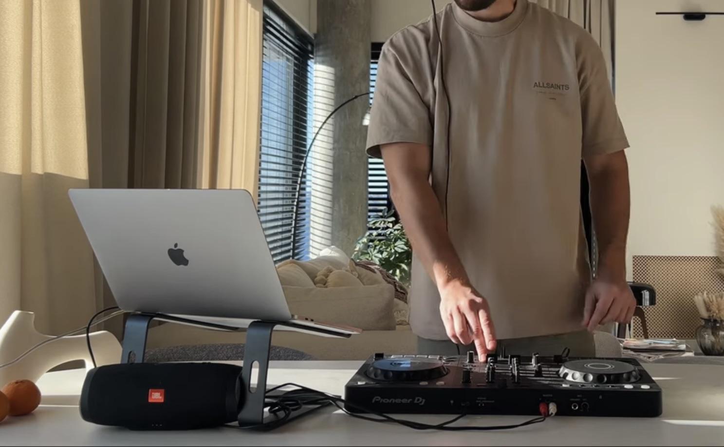 DDJ FLX4に合うポータブルスピーカーの選択肢 : r/PioneerDJ