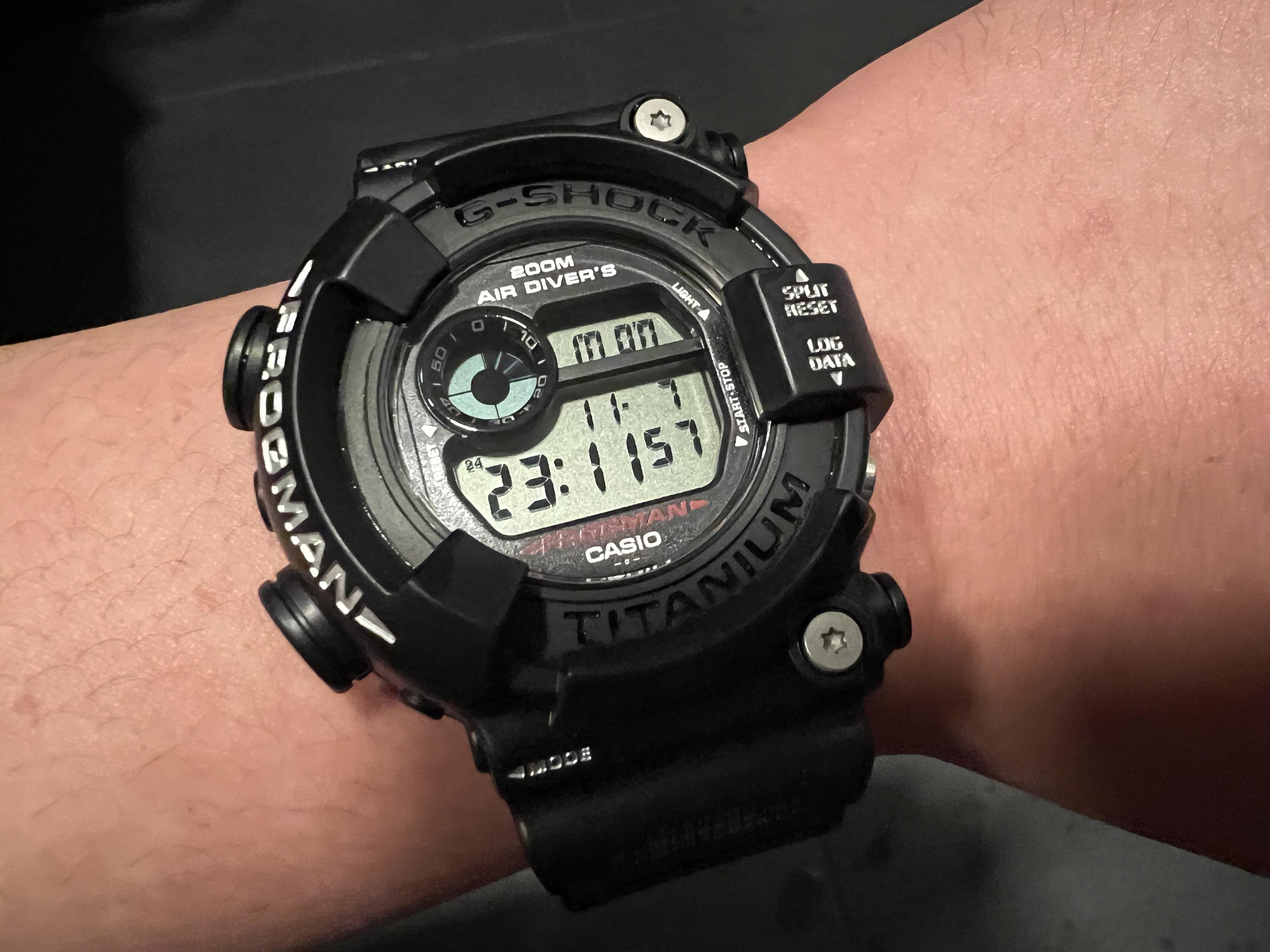 DW-8200Z-1T MIB FROGMAN : r/gshock