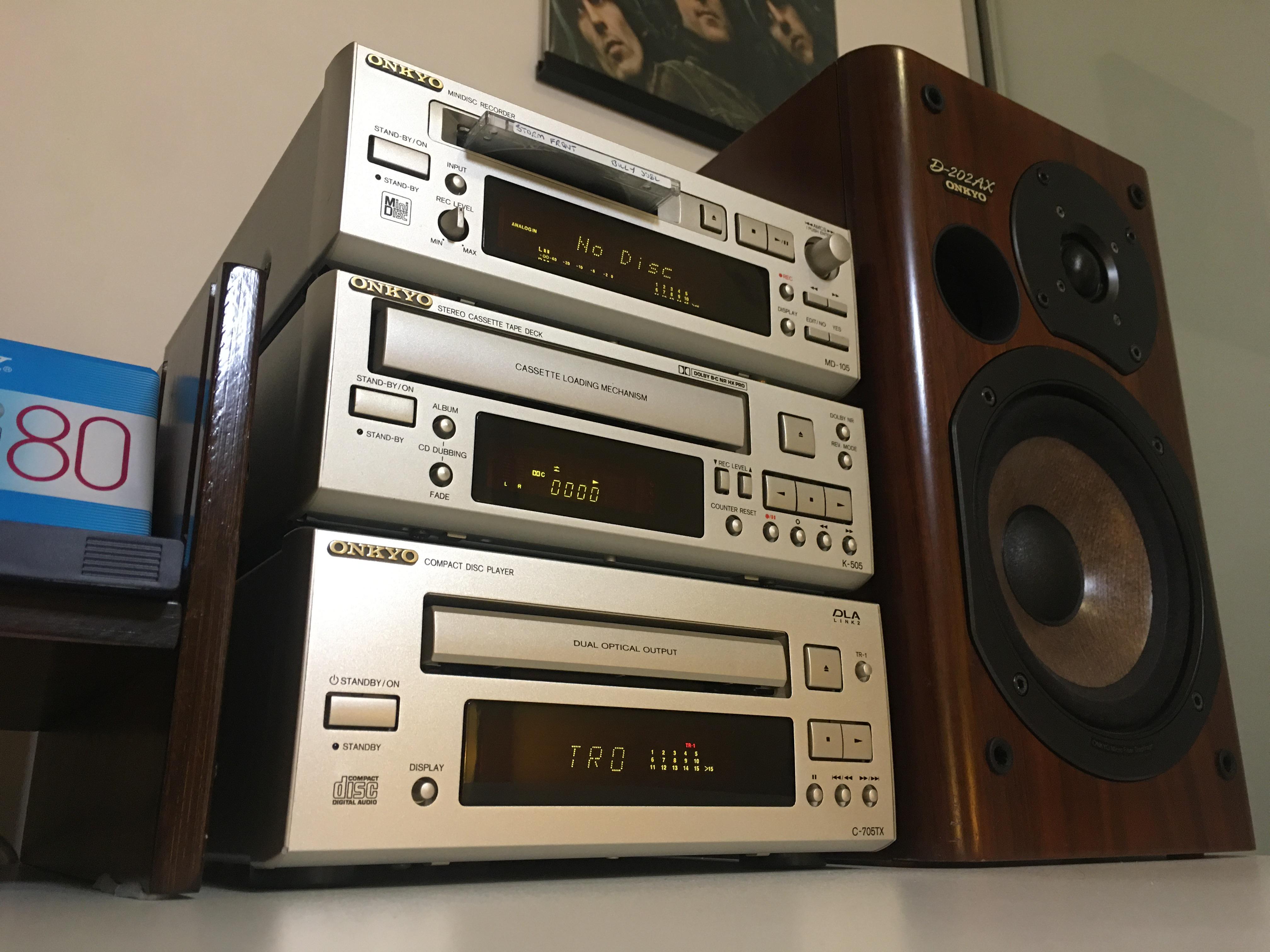 1999: Onkyo INTEC205 feat. MD-105 : r/minidisc