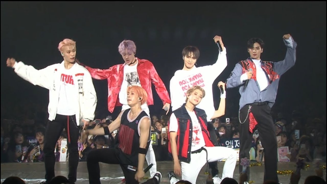 외친다(Call Out) - The 2nd ASTROAD to Seoul [STAR LIGHT] - YouTube