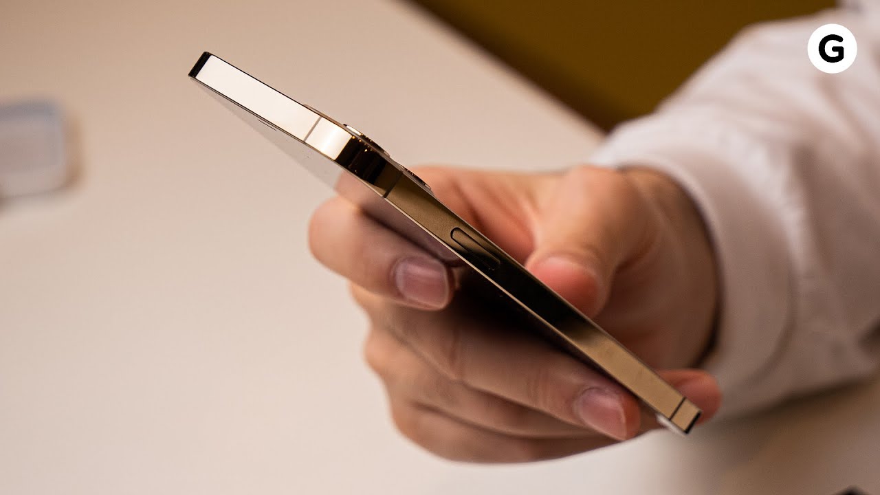 iPhone 12 Pro] Isn't the gold color amazing? (Photo taken with