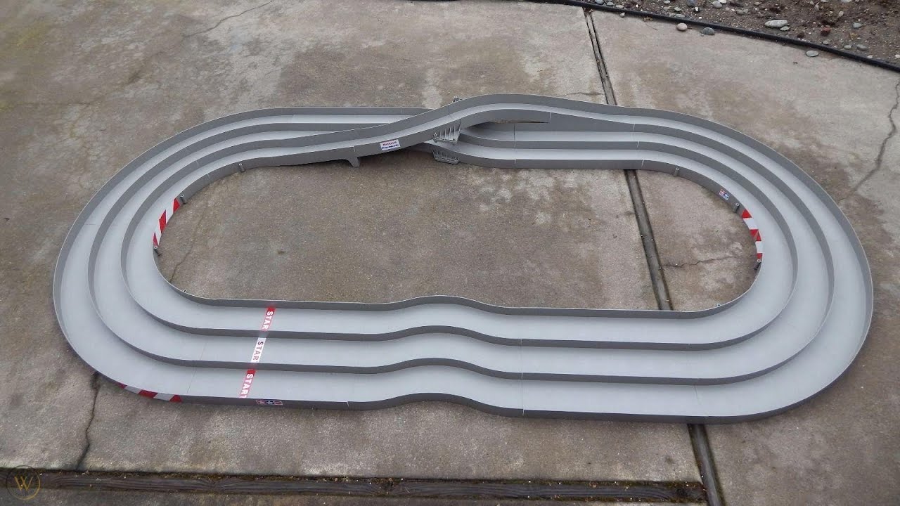 Unboxing the Tamiya Mini 4WD Japan Cup Circuit - YouTube