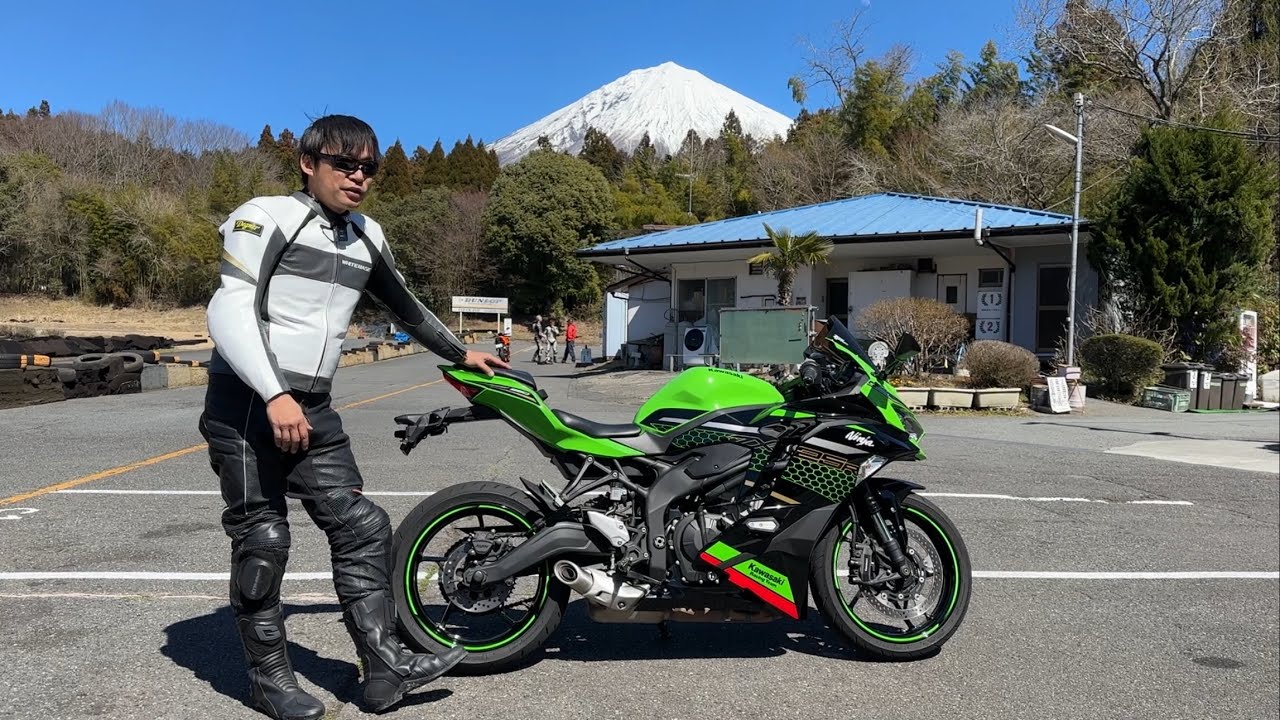 KAWASAKI ZX-25R reference video: 