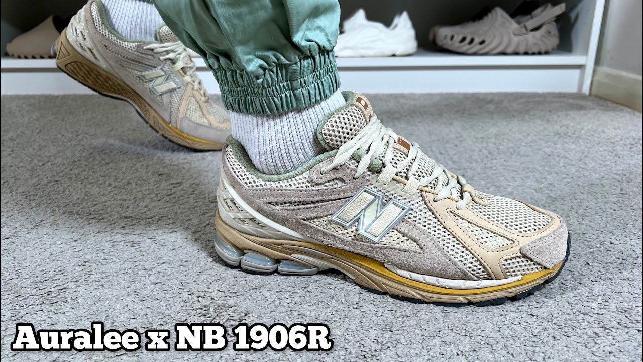 Auralee x New Balance 1906R Review& On foot - YouTube