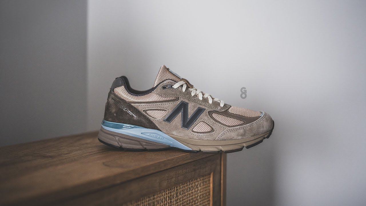 Auralee x New Balance 990 V4 