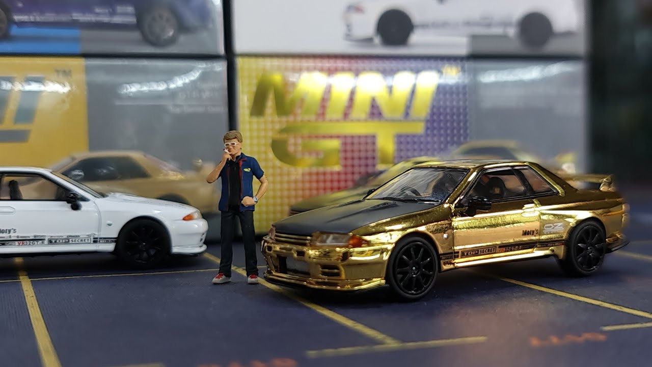 FirstLook MiniGT Nissan Skyline GT-R Top Secret VR32 Gold Chrome